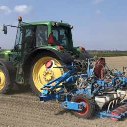 Uien zaaien 1,50 met granuleren en flextoediening 2019